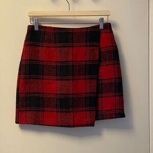 SHEIN Plaid Mini Skirt in Red and Black
